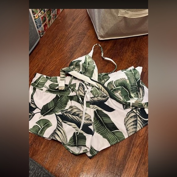 Rip Curl Leaf Print Bikini Shorts Set Medium - Picture 3 of 6